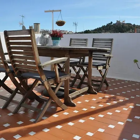 Quirky Townhouse With A Seaview Roof Terrace Oliva Exterior photo