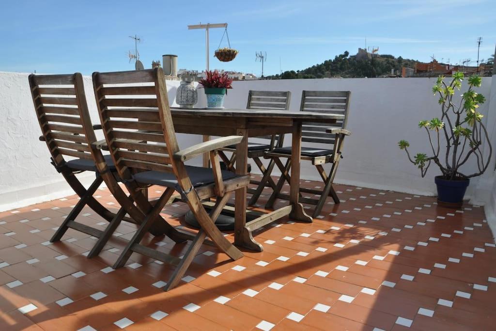 Quirky Townhouse With A Seaview Roof Terrace Сasa de vacaciones